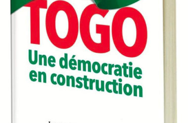 Togo-démocratie en construction-Faure Gnassingbé- 2002